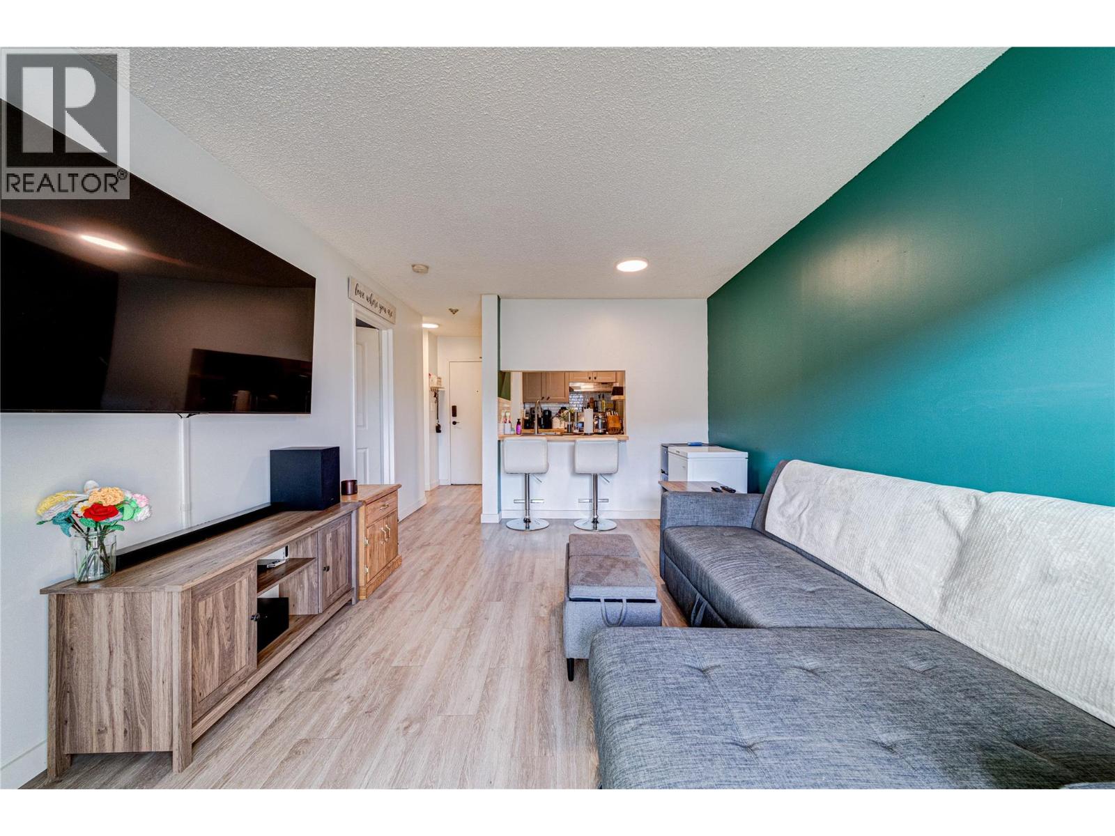 501 Elk Street Unit# 111, Elkford, British Columbia  V0B 1H0 - Photo 16 - 10364403