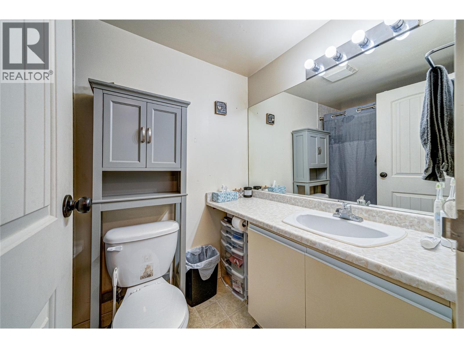 501 Elk Street Unit# 111, Elkford, British Columbia  V0B 1H0 - Photo 22 - 10364403