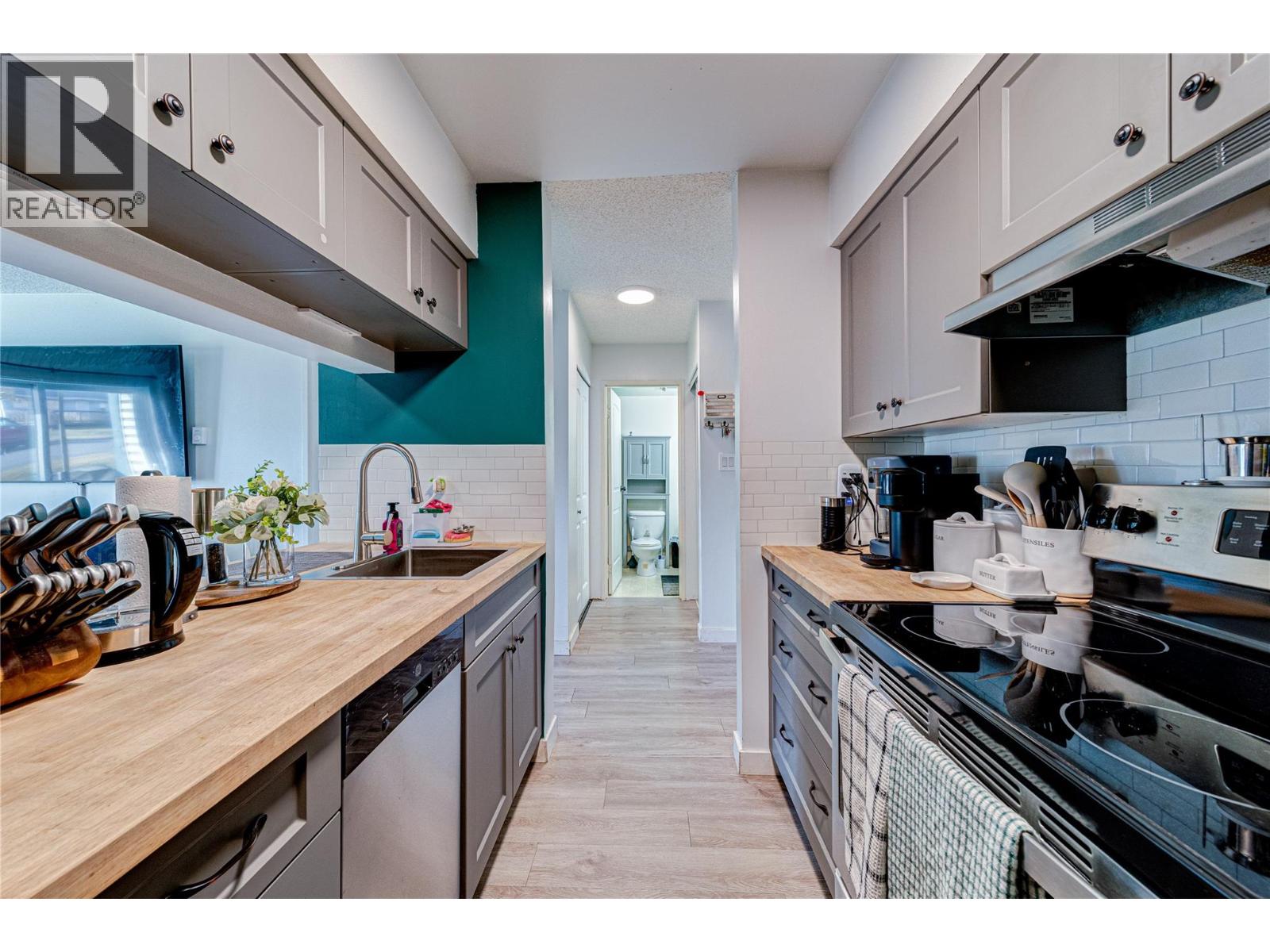 501 Elk Street Unit# 111, Elkford, British Columbia  V0B 1H0 - Photo 8 - 10364403