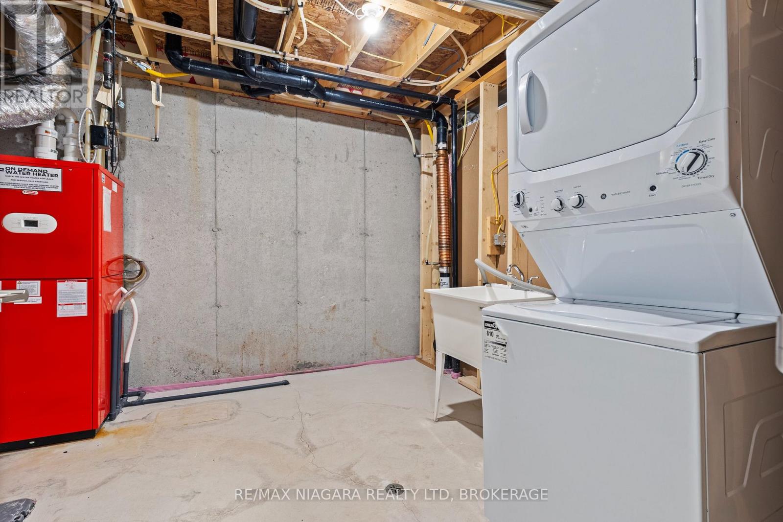 23 - 4552 Portage Road, Niagara Falls, Ontario  L2E 6A8 - Photo 26 - X12450026