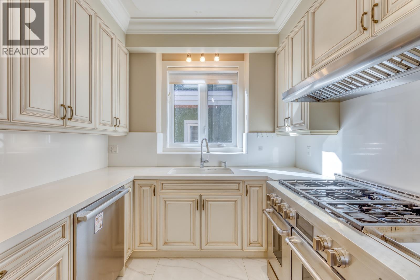 2216 W 21st Avenue, Vancouver, British Columbia  V6L 1J5 - Photo 19 - R3053977