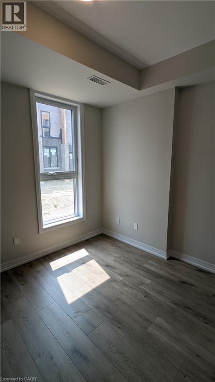 261 Woodbine Avenue Unit# 80, Kitchener, Ontario  N2R 0S7 - Photo 3 - 40771960