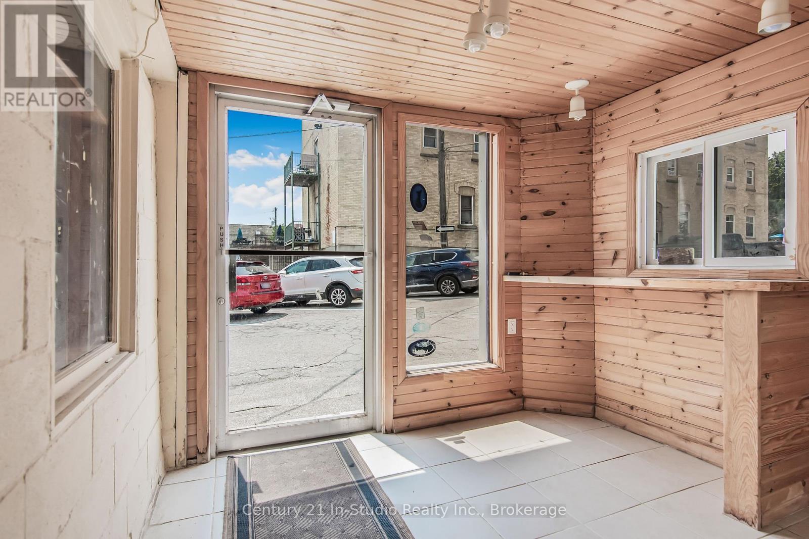 340 Boyd Street, South Bruce Peninsula, Ontario  N0H 2T0 - Photo 13 - X12449927