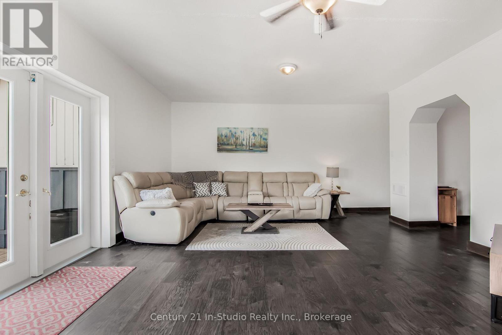 340 Boyd Street, South Bruce Peninsula, Ontario  N0H 2T0 - Photo 25 - X12449927
