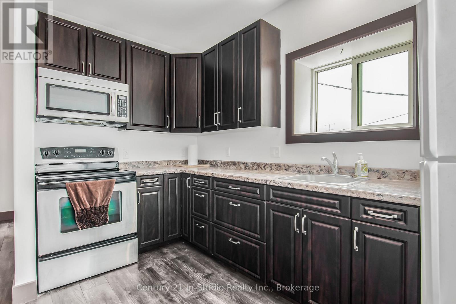 340 Boyd Street, South Bruce Peninsula, Ontario  N0H 2T0 - Photo 41 - X12449927
