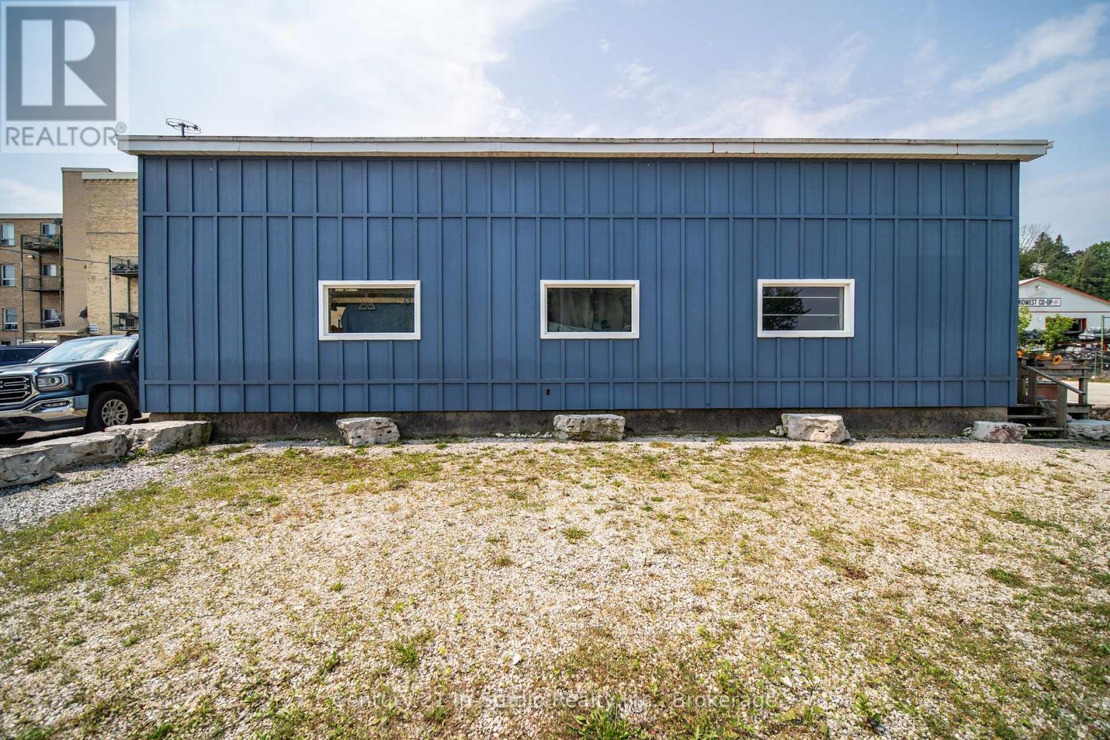 340 Boyd Street, South Bruce Peninsula, Ontario  N0H 2T0 - Photo 7 - X12449927