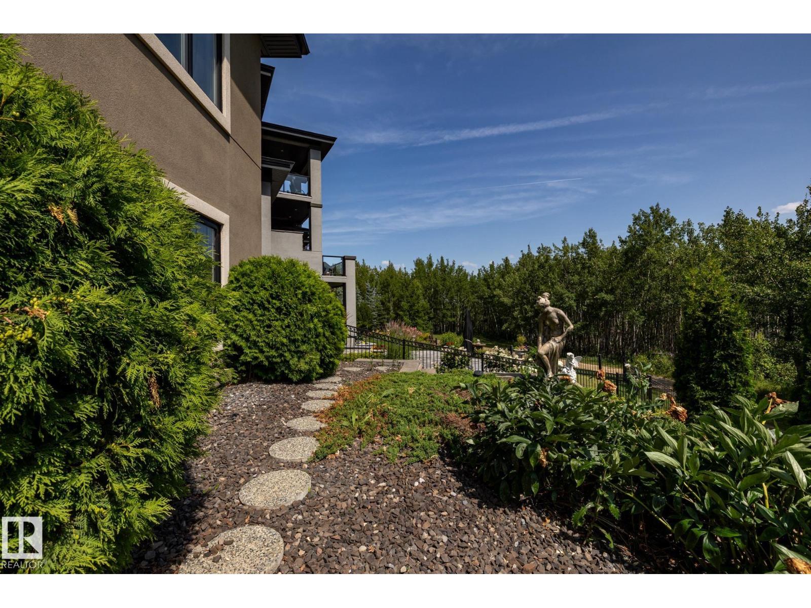 1018 Hollands Pt Nw, Edmonton, Alberta  T6R 3T1 - Photo 63 - E4461167