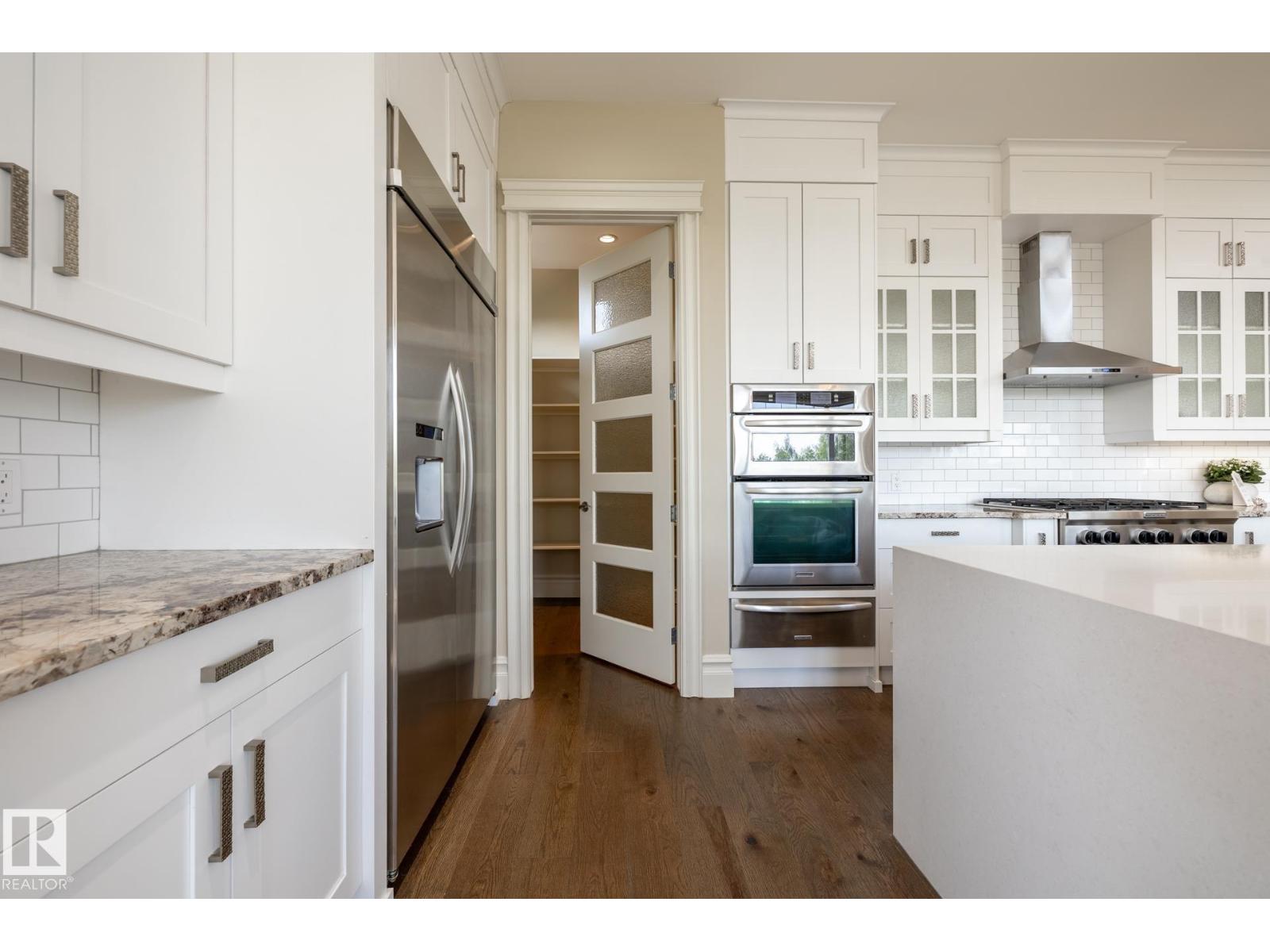 1018 Hollands Pt Nw, Edmonton, Alberta  T6R 3T1 - Photo 7 - E4461167