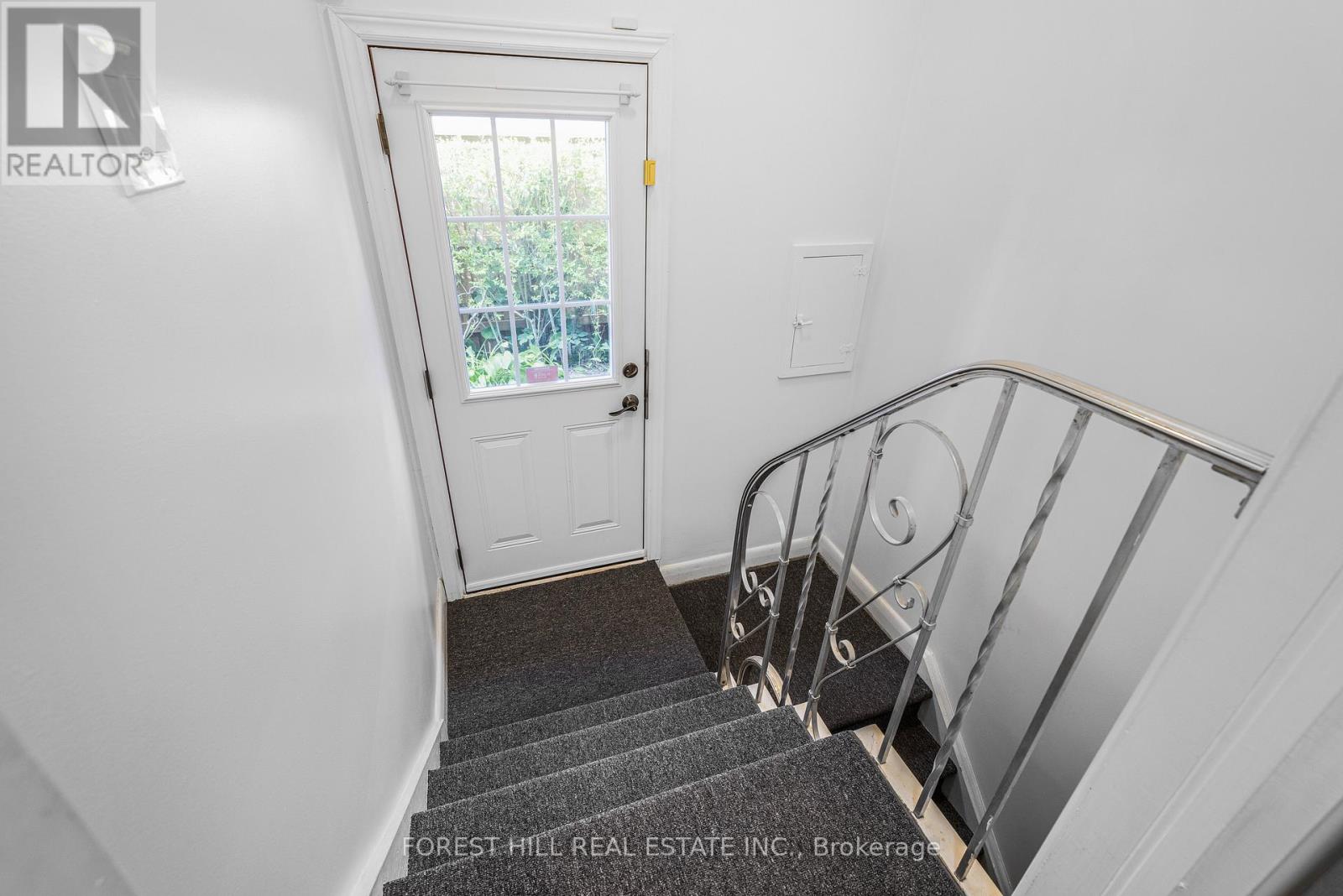18 Irvington Crescent, Toronto, Ontario  M2N 2Z1 - Photo 12 - C12449783
