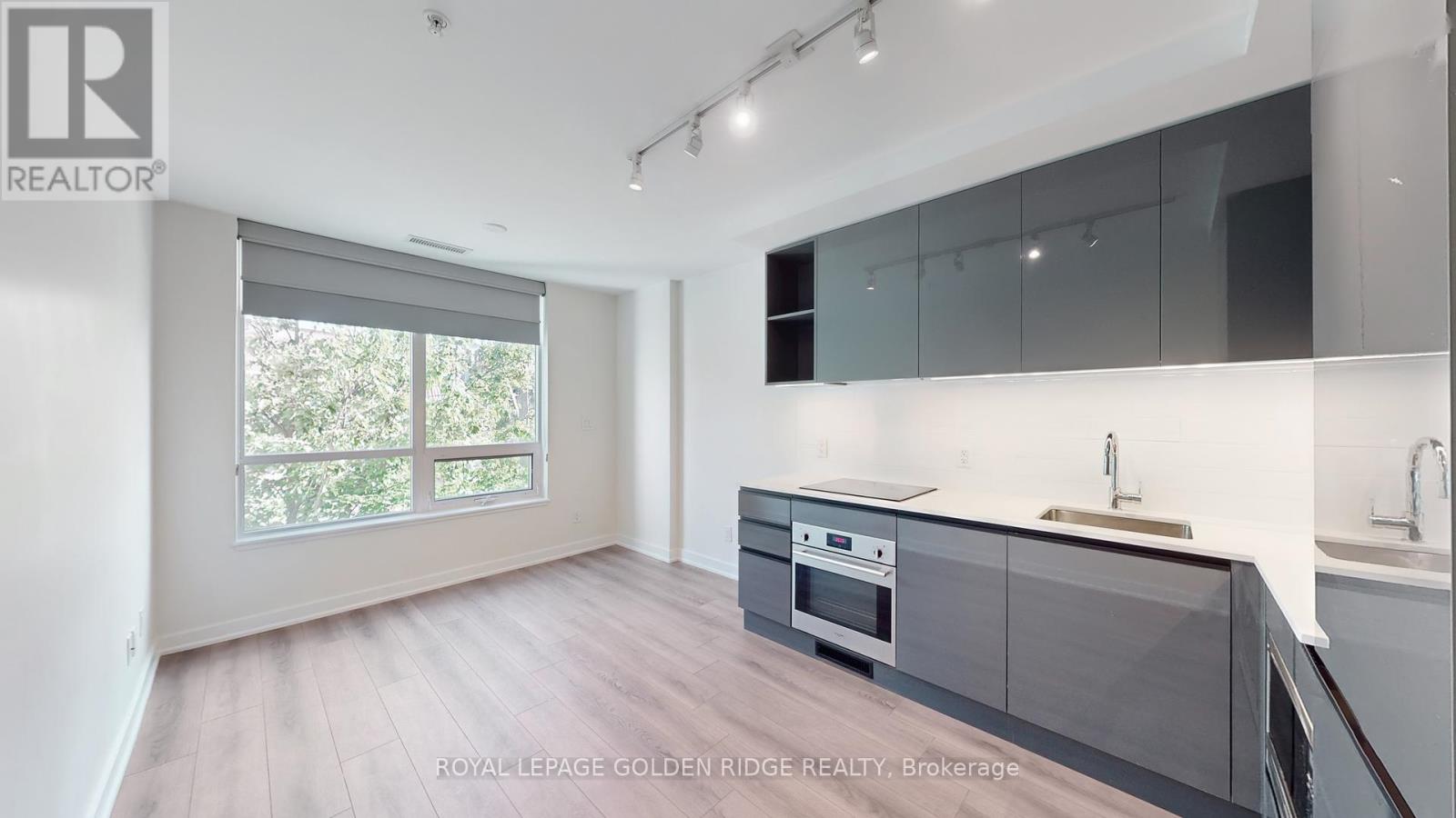 224 - 377 Madison Avenue, Toronto, Ontario  M4V 3E1 - Photo 12 - C12449796