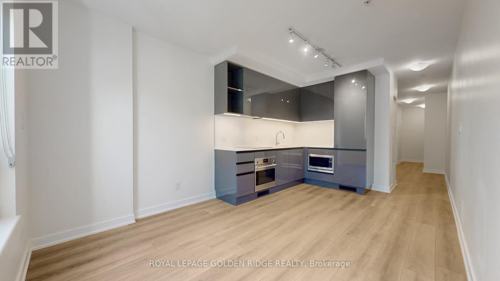 224 - 377 Madison Avenue, Toronto, Ontario  M4V 3E1 - Photo 18 - C12449796