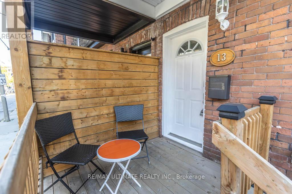13 GORE STREET, Toronto, Ontario