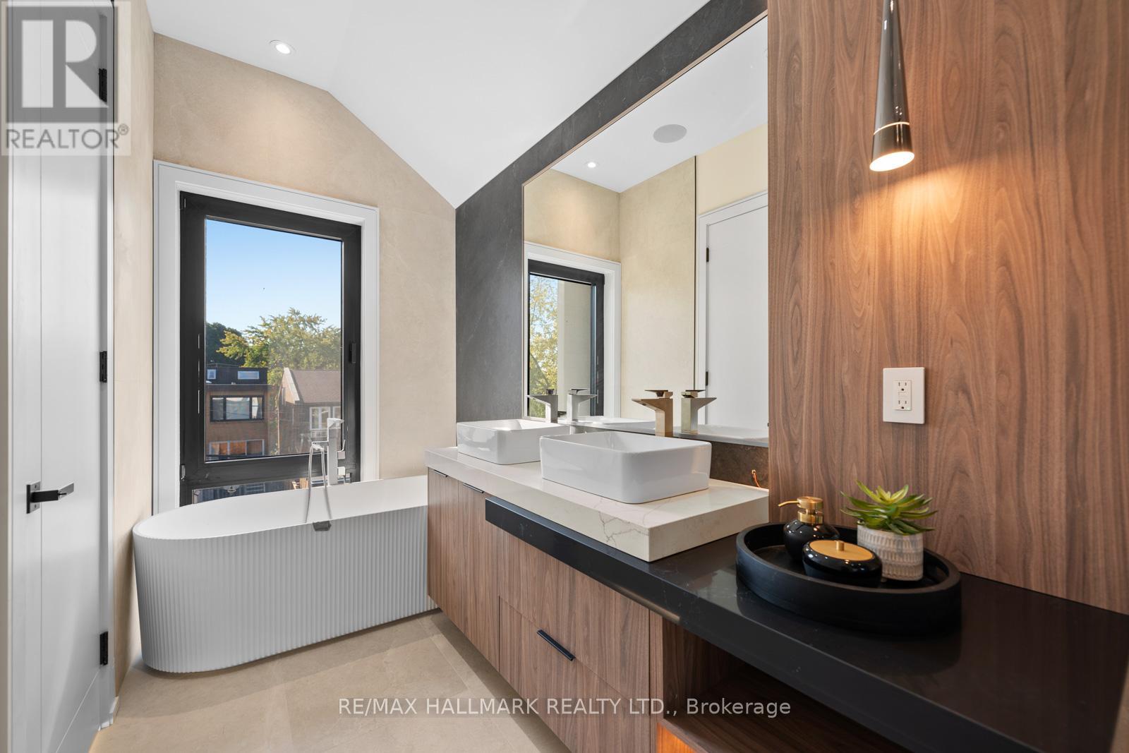 359 Cranbrooke Avenue, Toronto, Ontario  M5M 1N2 - Photo 26 - C12449819