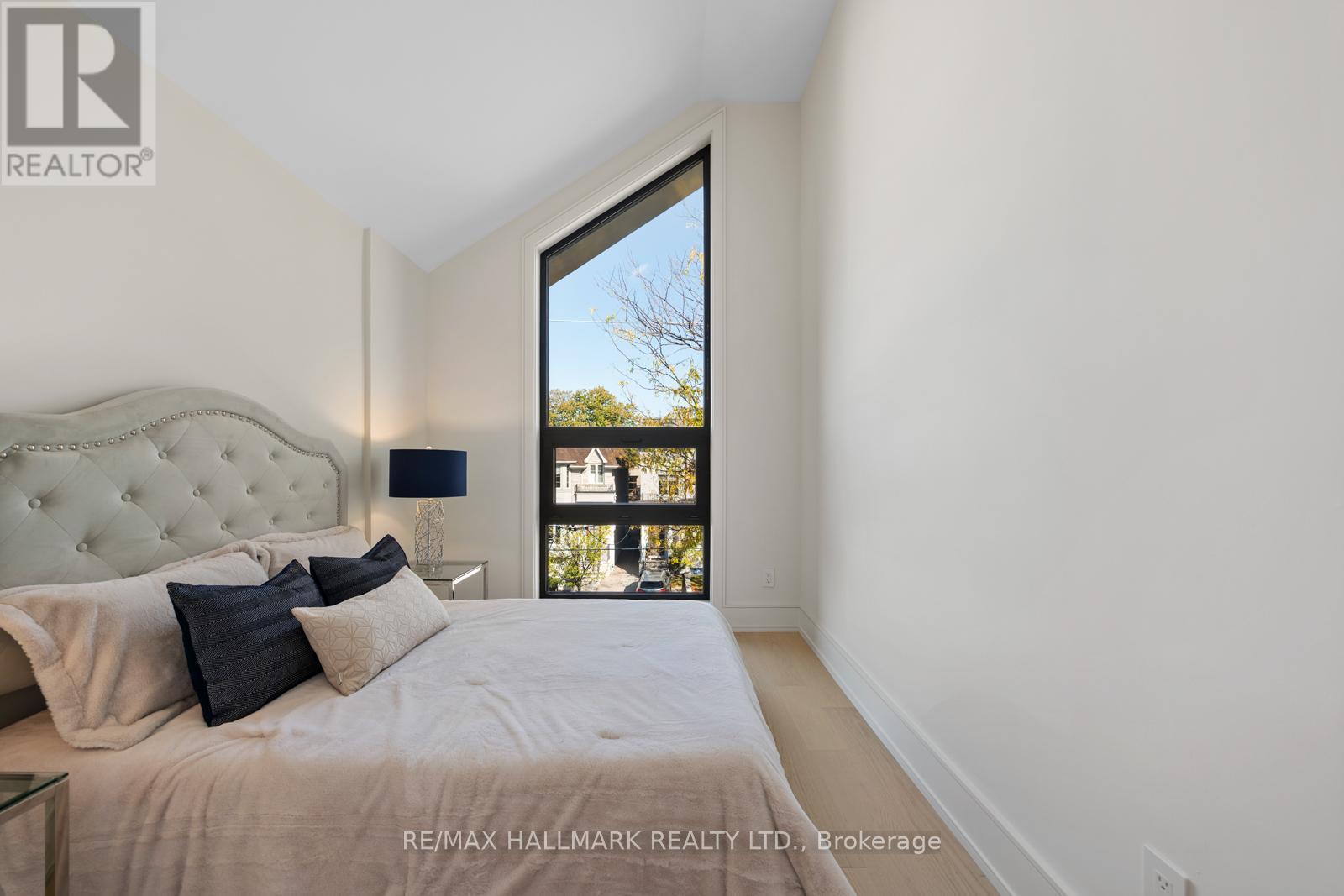 359 Cranbrooke Avenue, Toronto, Ontario  M5M 1N2 - Photo 33 - C12449819