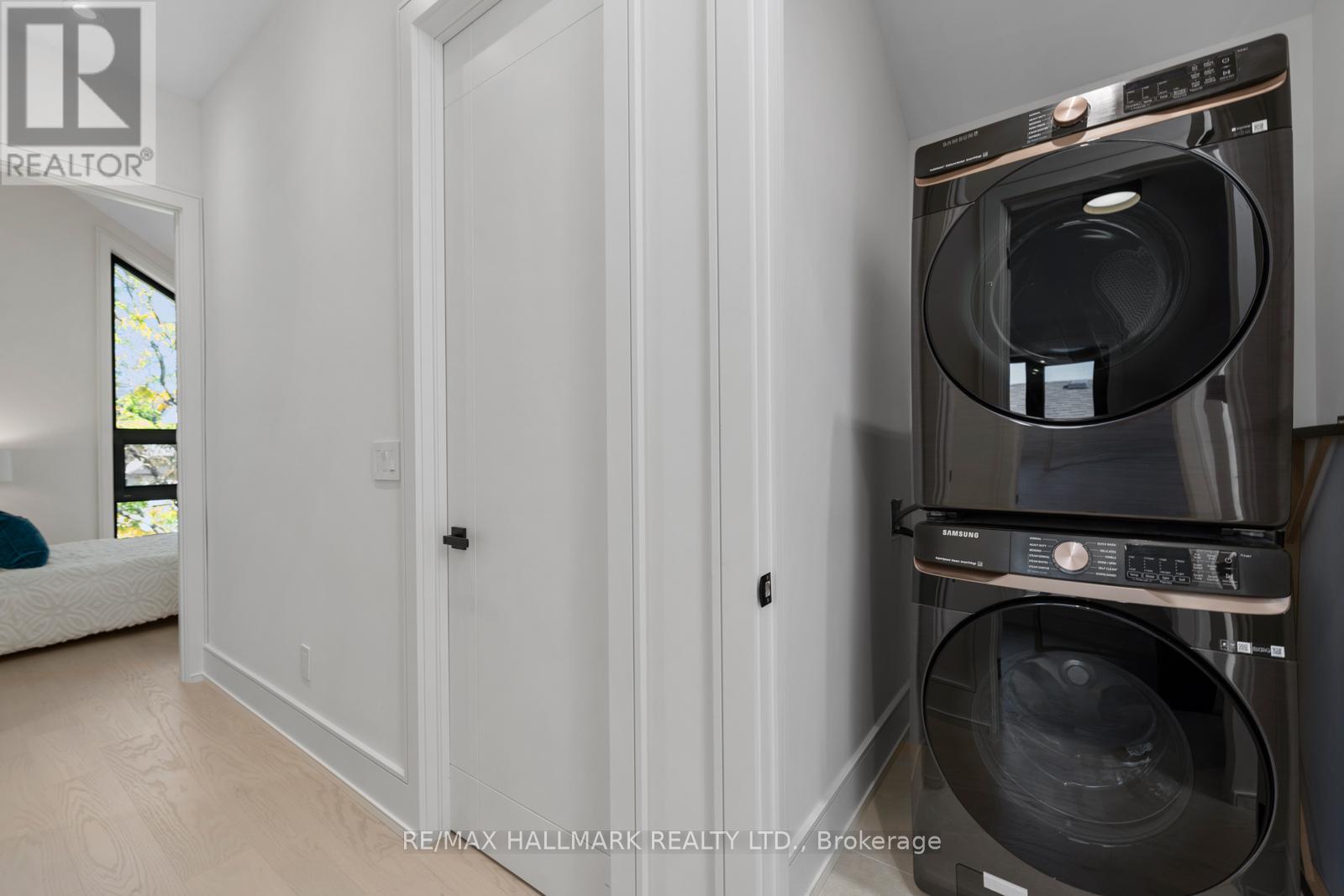 359 Cranbrooke Avenue, Toronto, Ontario  M5M 1N2 - Photo 36 - C12449819