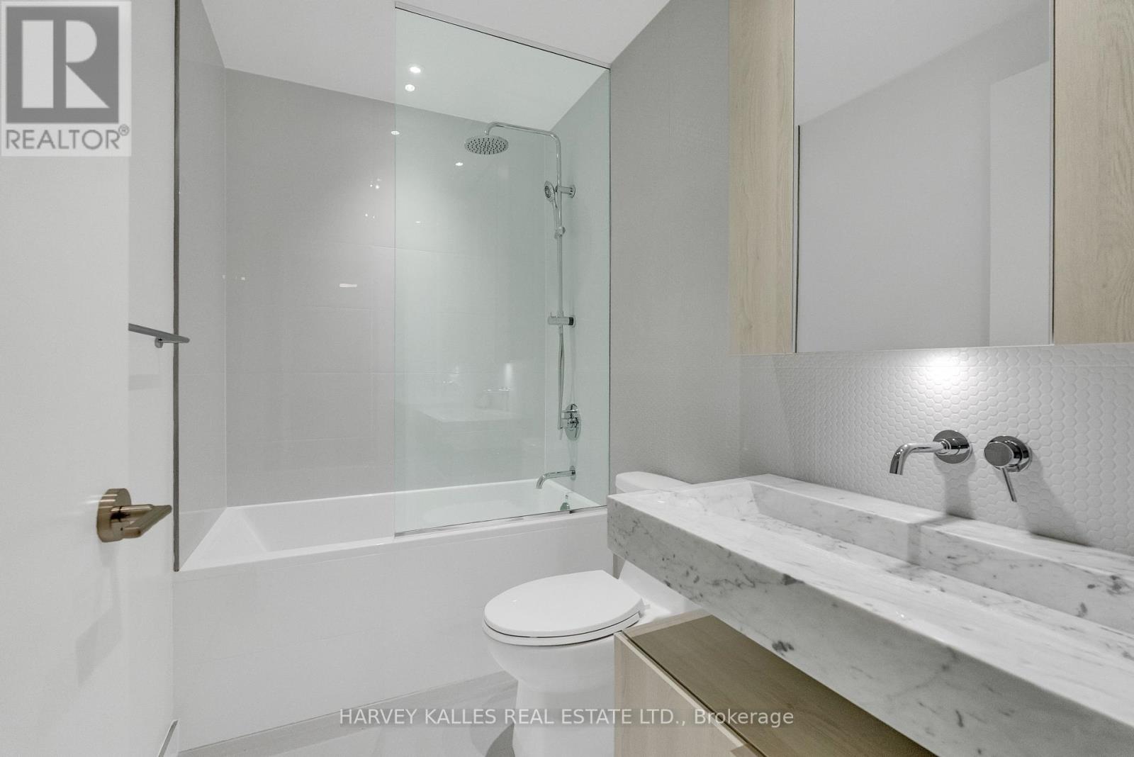 4110 - 11 Yorkville Avenue, Toronto, Ontario  M4W 0B7 - Photo 17 - C12449823