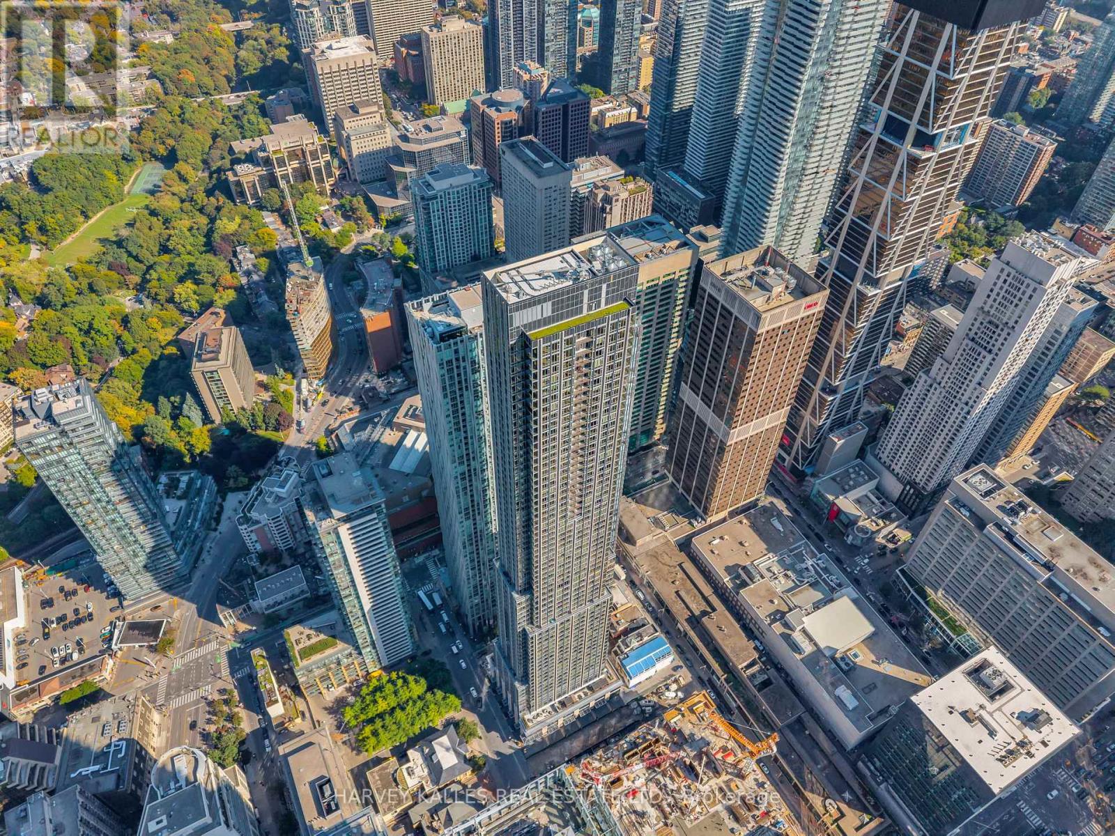 4110 - 11 Yorkville Avenue, Toronto, Ontario  M4W 0B7 - Photo 8 - C12449823