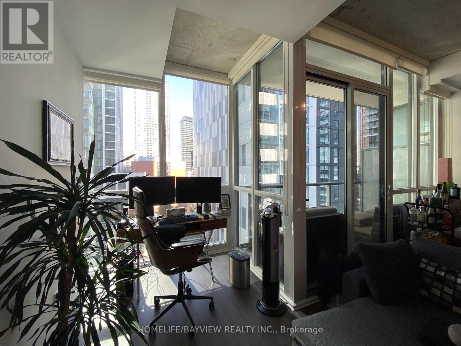 1315 - 88 Blue Jays Way, Toronto, Ontario  M5V 0L7 - Photo 4 - C12449832