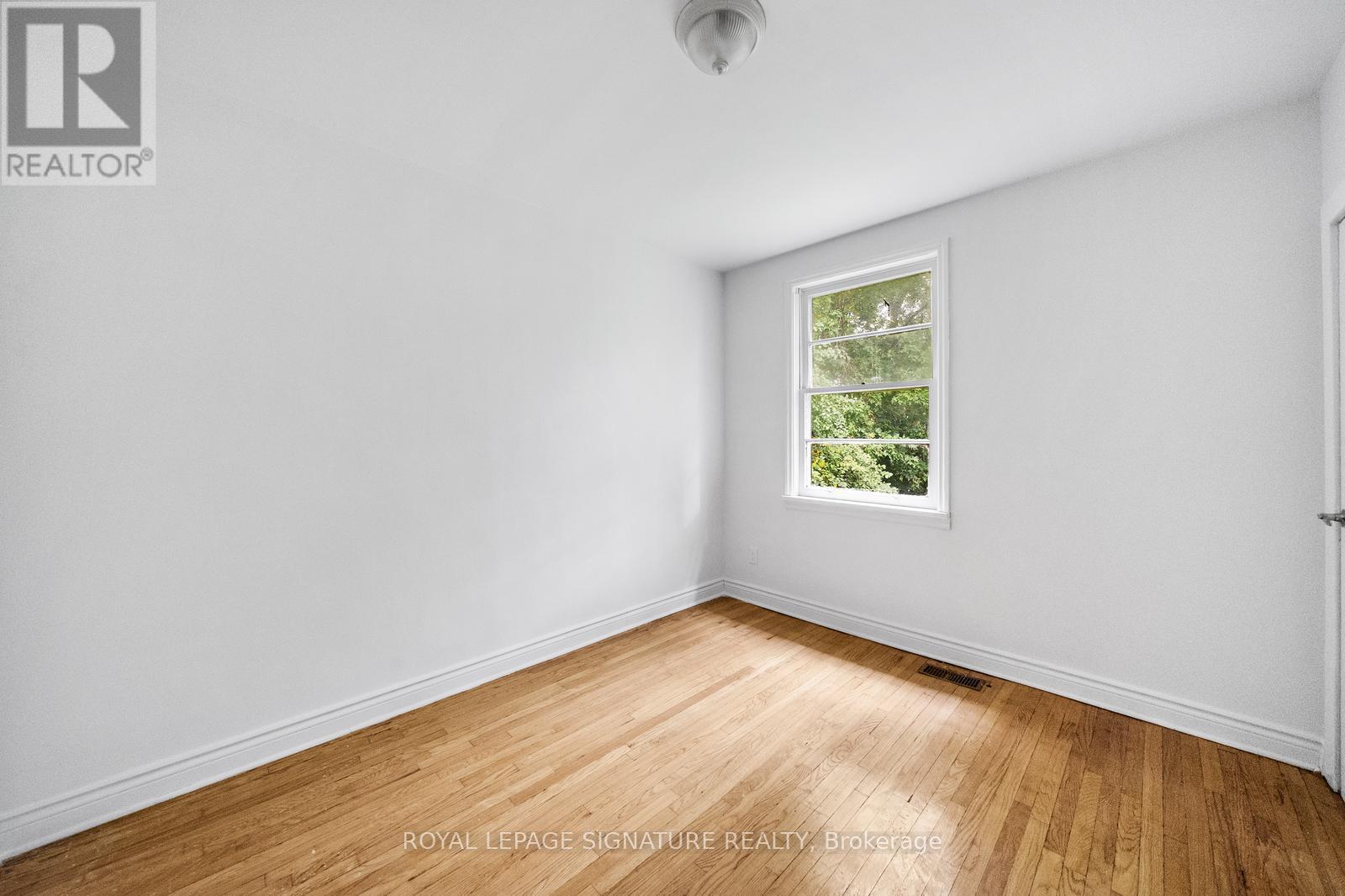 17 Pleasant Avenue, Toronto, Ontario  M2M 1L8 - Photo 13 - C12449838