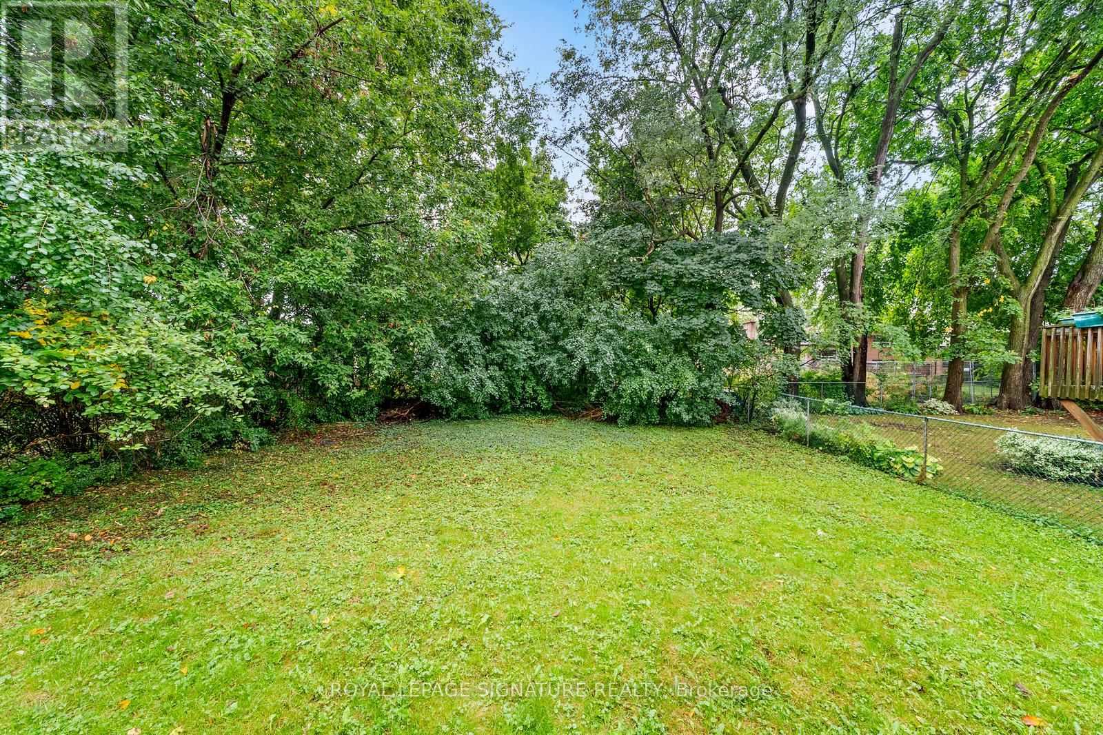 17 Pleasant Avenue, Toronto, Ontario  M2M 1L8 - Photo 31 - C12449838