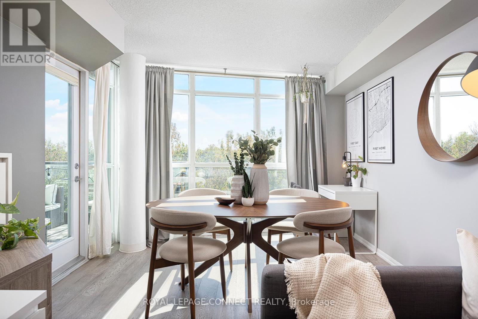 609 - 231 Fort York Boulevard, Toronto, Ontario  M5V 1B2 - Photo 4 - C12449840
