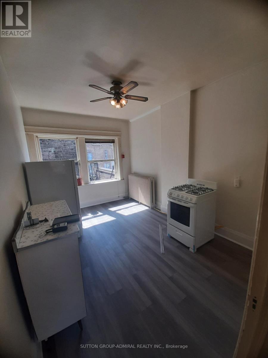 3 - 1266 Yonge Street, Toronto, Ontario  M4T 1W5 - Photo 12 - C12449842