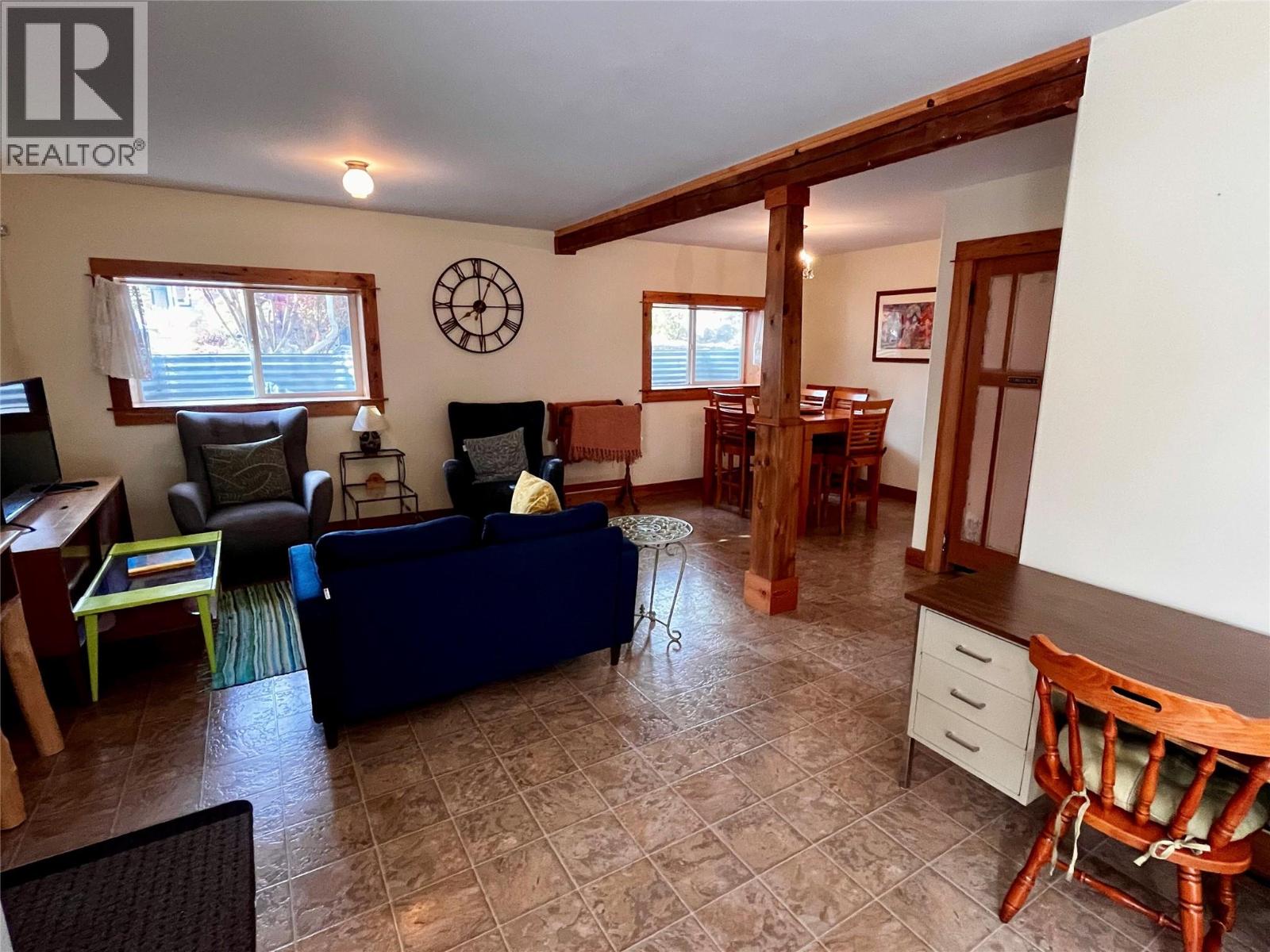 305 1st  Nw Avenue, Nakusp, British Columbia  V0G 1R0 - Photo 59 - 10365165