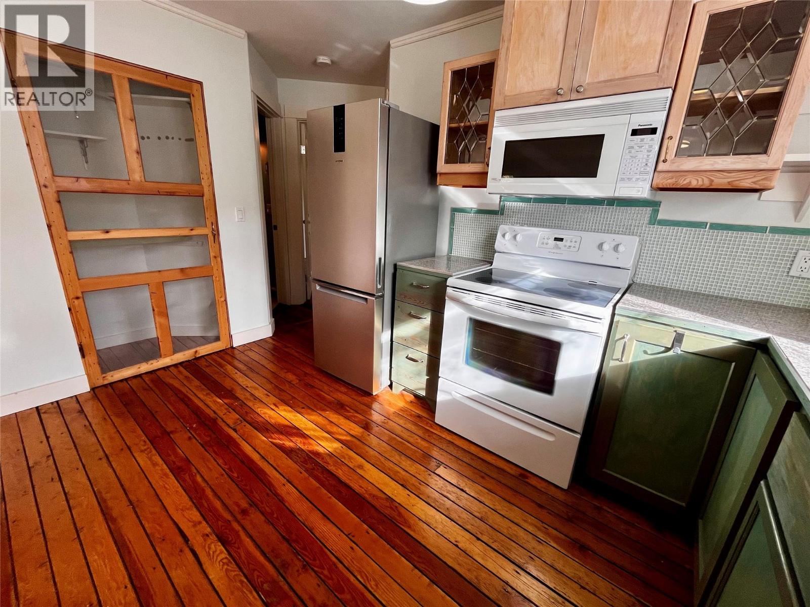305 1st  Nw Avenue, Nakusp, British Columbia  V0G 1R0 - Photo 31 - 10365165