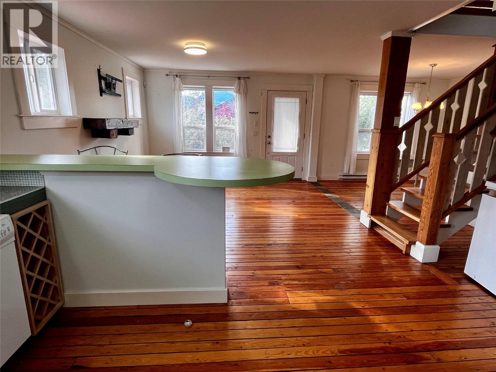 305 1st  Nw Avenue, Nakusp, British Columbia  V0G 1R0 - Photo 34 - 10365165