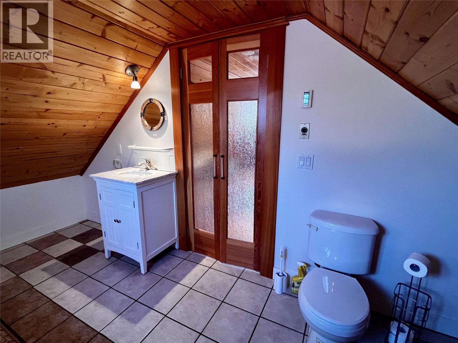 305 1st  Nw Avenue, Nakusp, British Columbia  V0G 1R0 - Photo 49 - 10365165