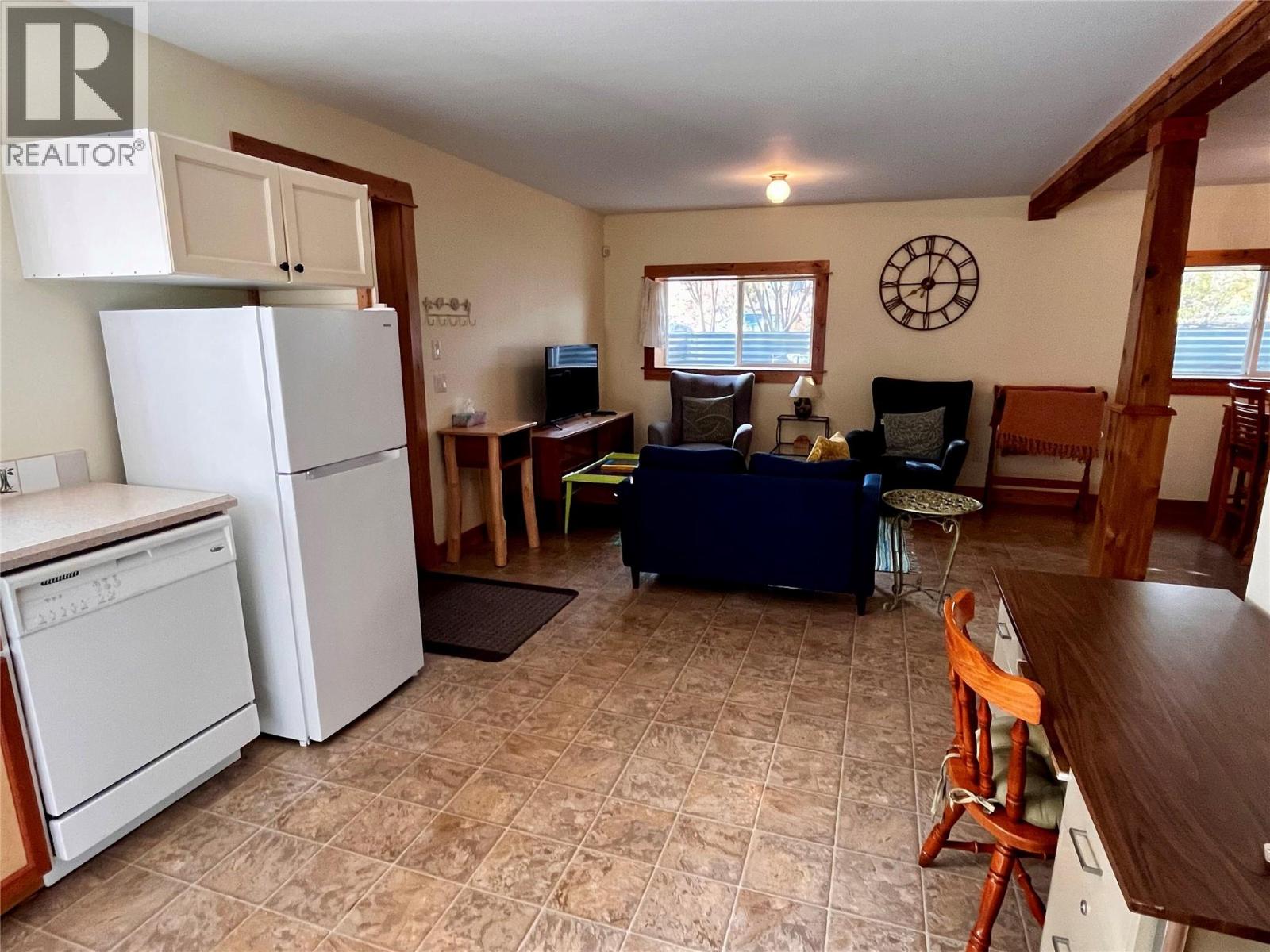 305 1st  Nw Avenue, Nakusp, British Columbia  V0G 1R0 - Photo 58 - 10365165