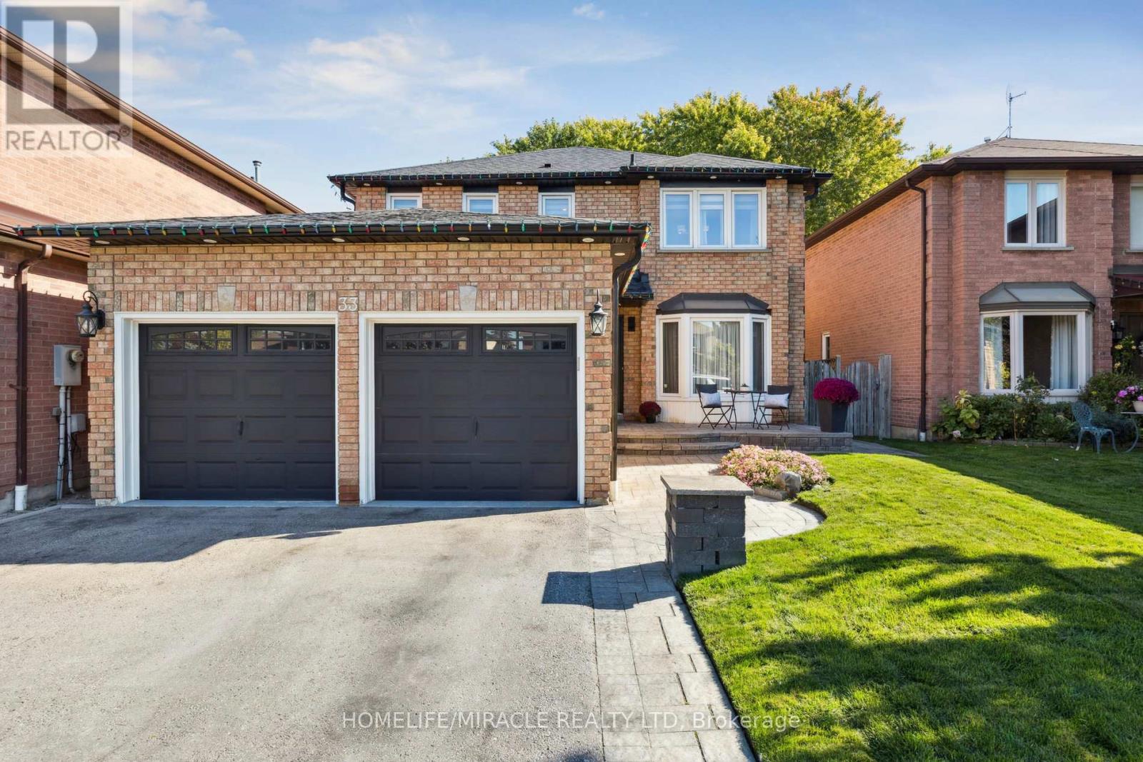 33 RITCHIE AVENUE, Ajax, Ontario