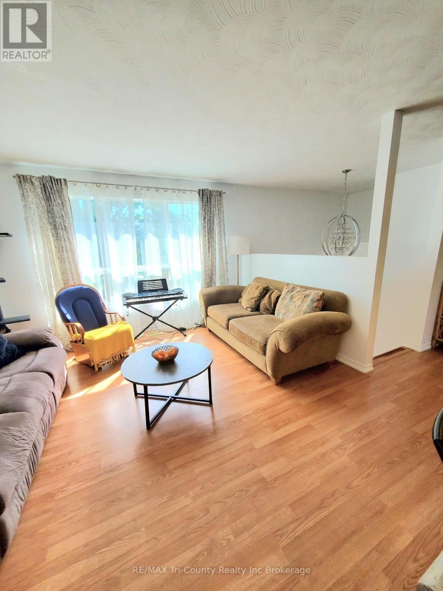 5 Rosemarie Boulevard, Norfolk, Ontario  N4B 2W4 - Photo 2 - X12449979