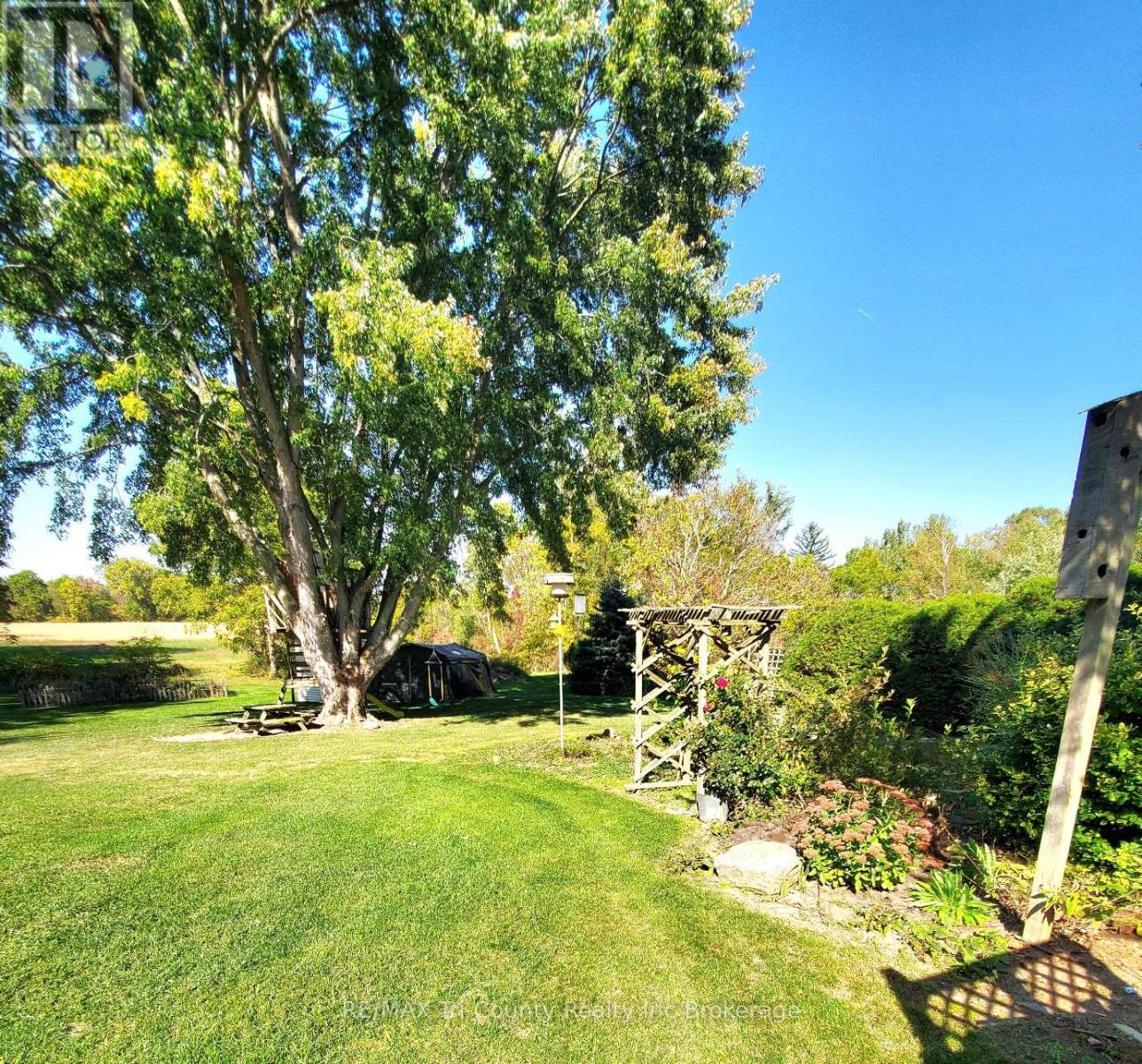 5 Rosemarie Boulevard, Norfolk, Ontario  N4B 2W4 - Photo 26 - X12449979