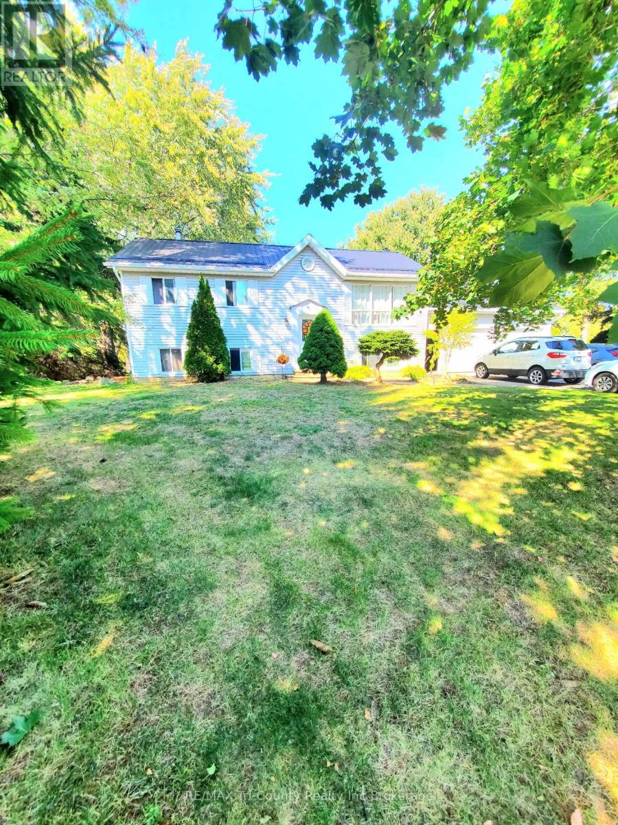 5 Rosemarie Boulevard, Norfolk, Ontario  N4B 2W4 - Photo 38 - X12449979