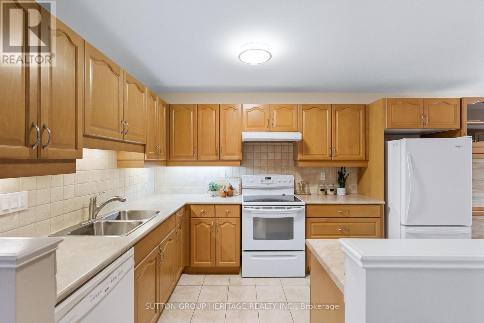 5 Via Vistana Road, New Tecumseth, Ontario  L9R 0C5 - Photo 12 - N12448672