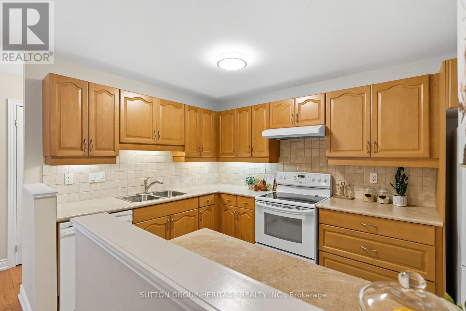 5 Via Vistana Road, New Tecumseth, Ontario  L9R 0C5 - Photo 14 - N12448672