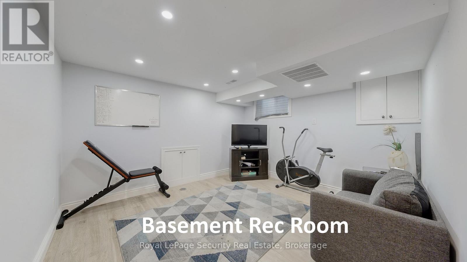 331 Winona Drive, Toronto, Ontario  M6C 3T2 - Photo 30 - C12449687