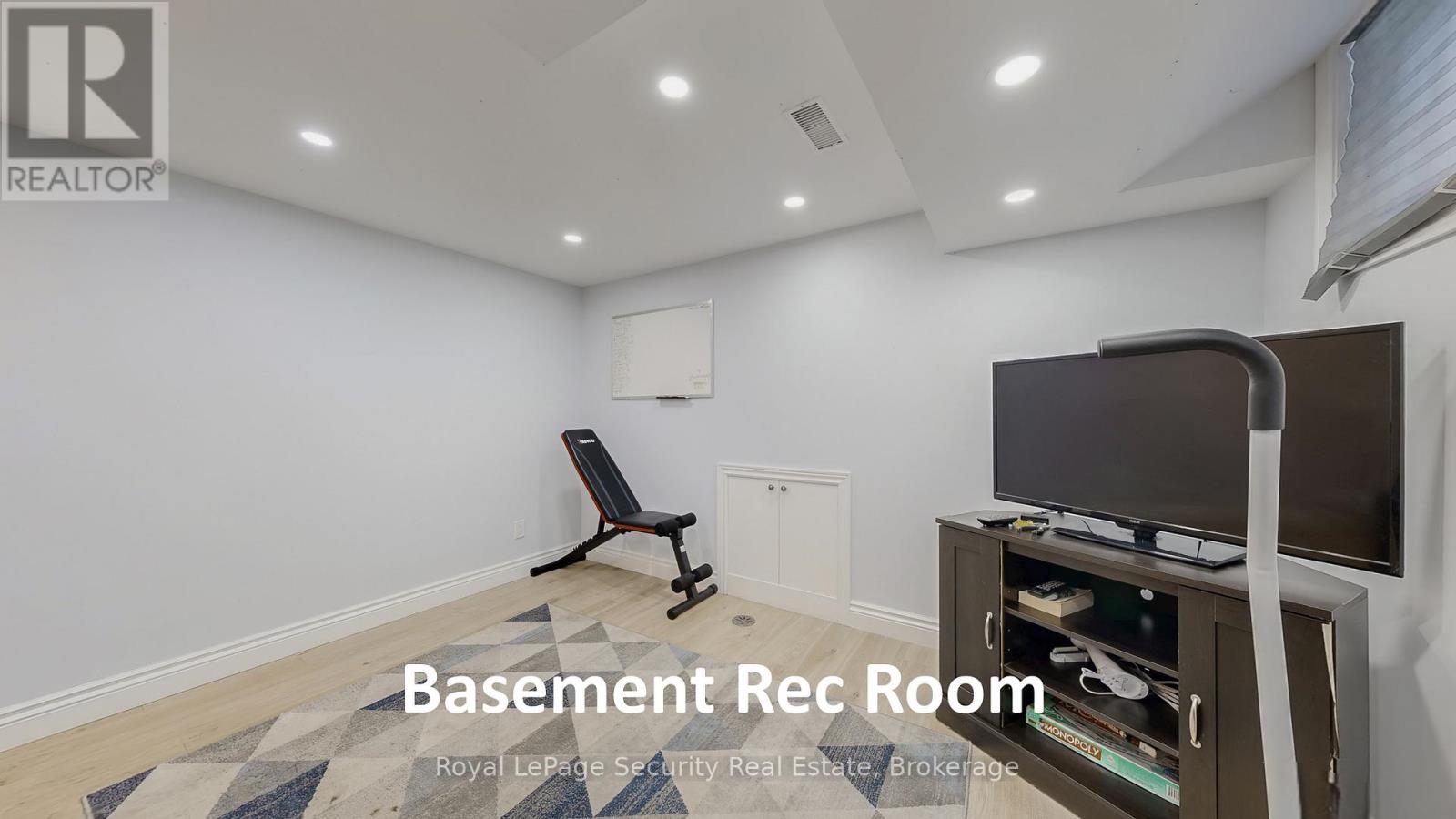 331 Winona Drive, Toronto, Ontario  M6C 3T2 - Photo 32 - C12449687
