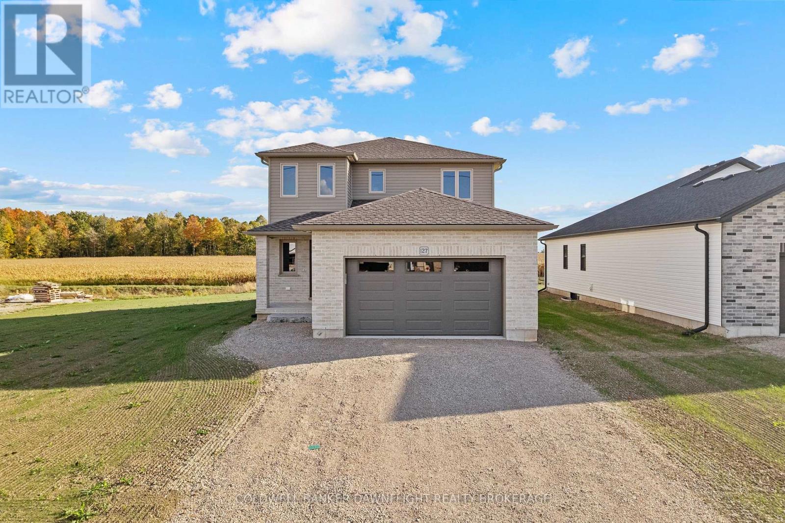 127 VICTORIA AVENUE E, South Huron, Ontario
