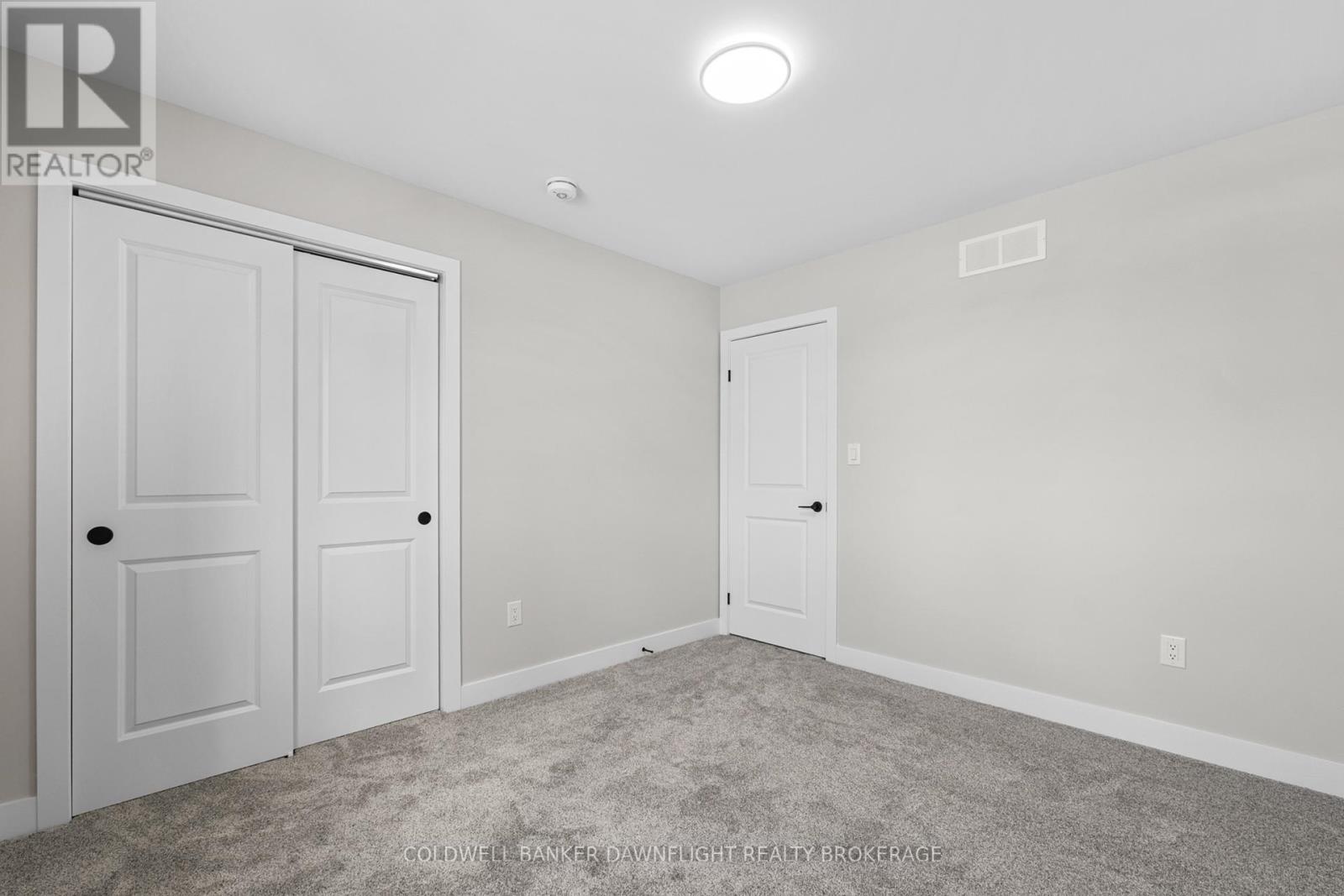 127 Victoria Avenue E, South Huron, Ontario  N0M 1M0 - Photo 25 - X12344556