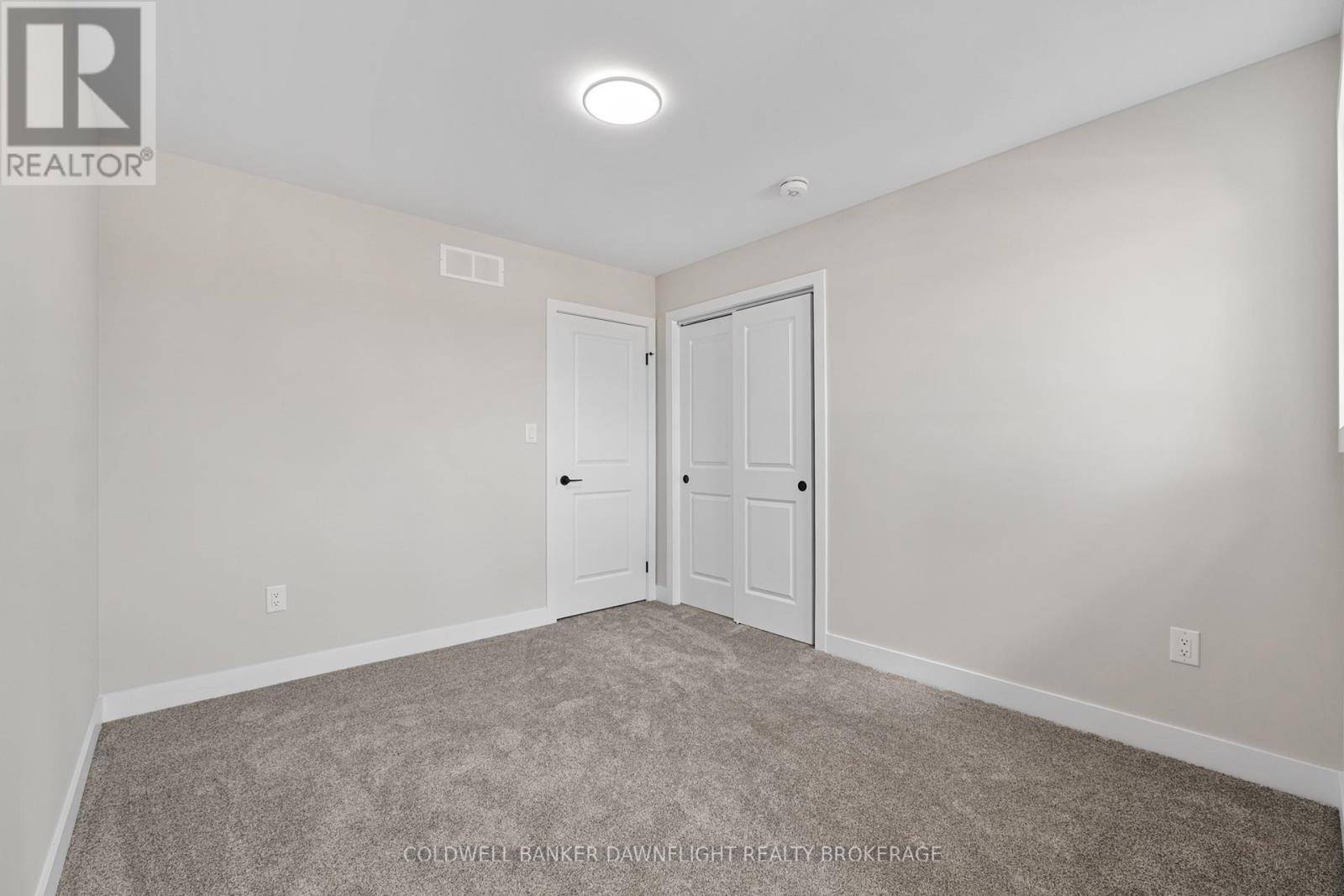 127 Victoria Avenue E, South Huron, Ontario  N0M 1M0 - Photo 21 - X12344556
