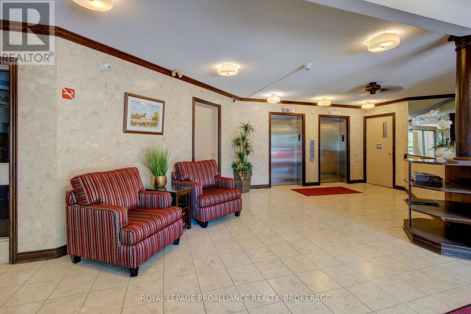 609 - 675 Davis Drive, Kingston, Ontario  K7M 8L5 - Photo 7 - X12449399