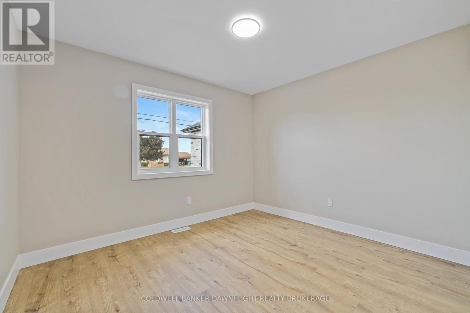 123 Victoria Avenue E, South Huron, Ontario  N0M 1M0 - Photo 20 - X12344560