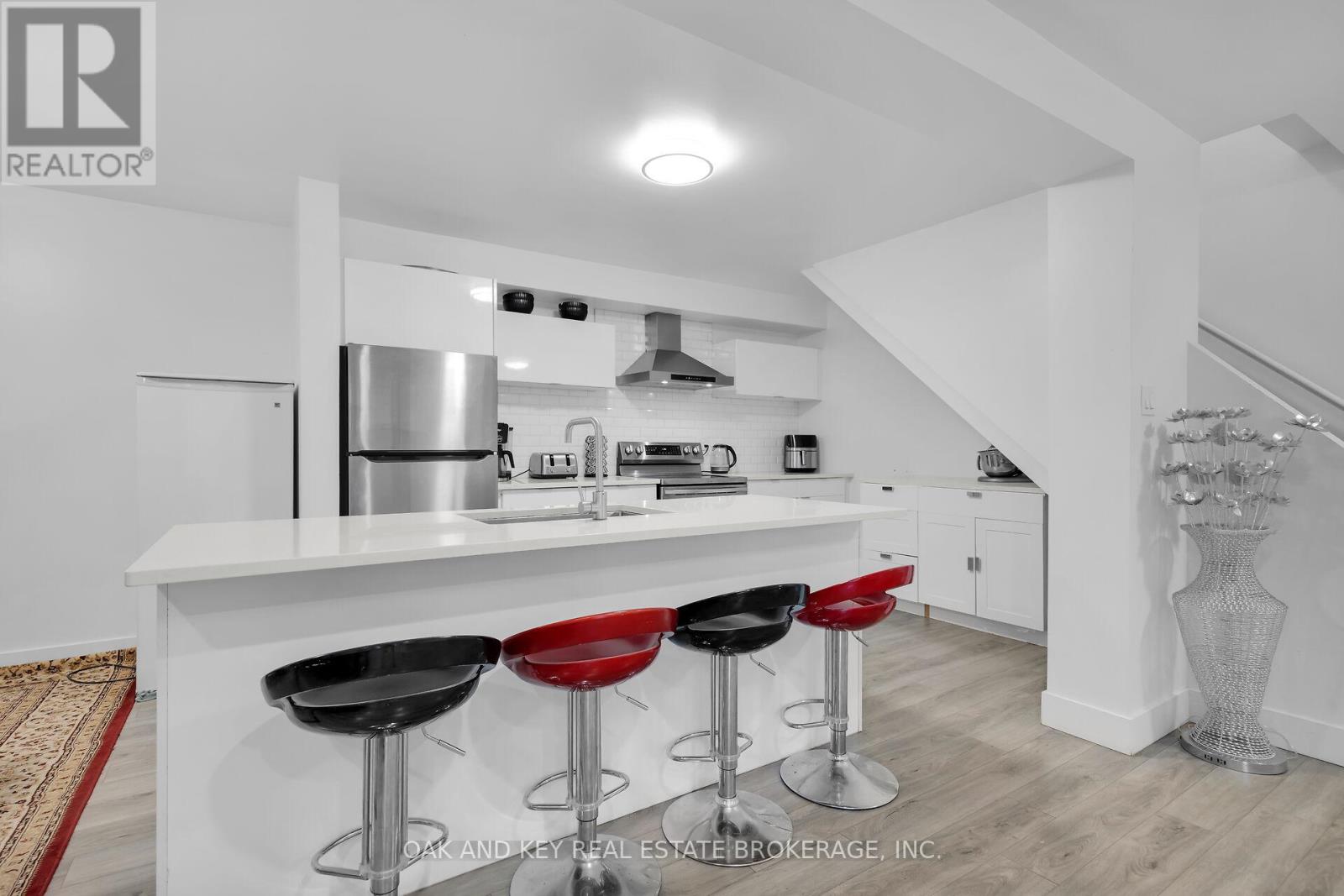 10 - 105 Andover Drive, London South, Ontario  N6J 4B1 - Photo 7 - X12446828
