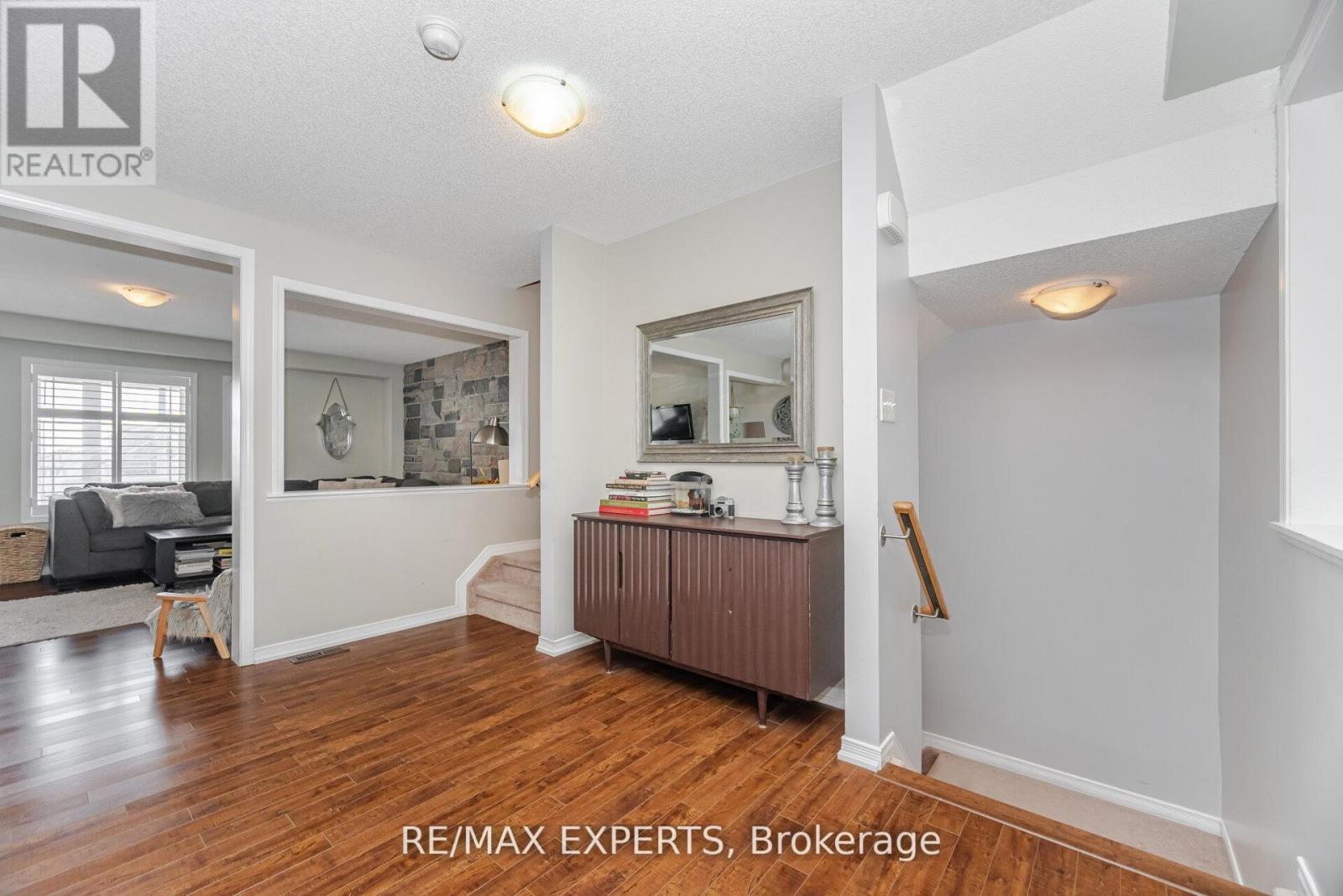 1311 Coleman Crescent, Innisfil, Ontario  L9S 0G5 - Photo 14 - N12449792