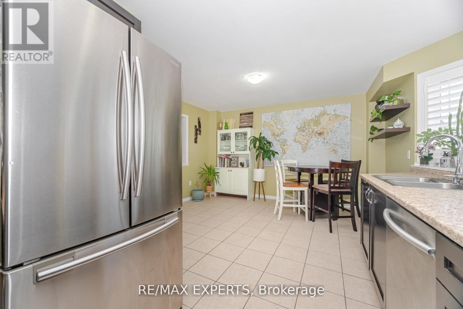 1311 Coleman Crescent, Innisfil, Ontario  L9S 0G5 - Photo 17 - N12449792