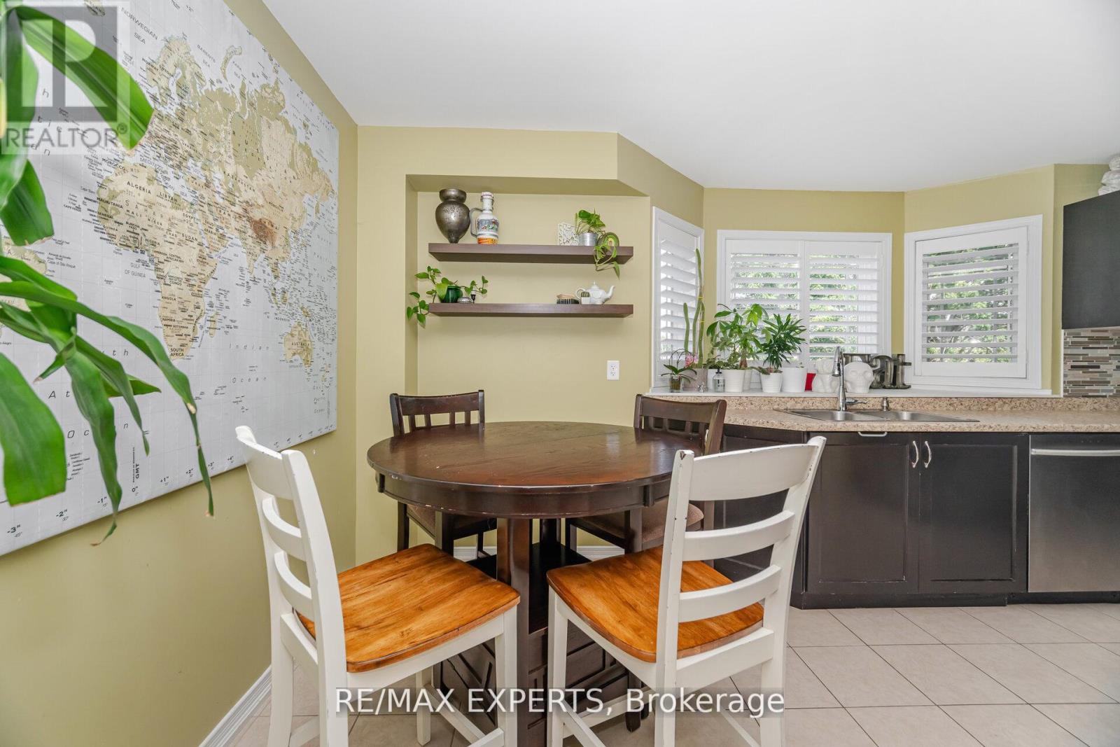 1311 Coleman Crescent, Innisfil, Ontario  L9S 0G5 - Photo 18 - N12449792
