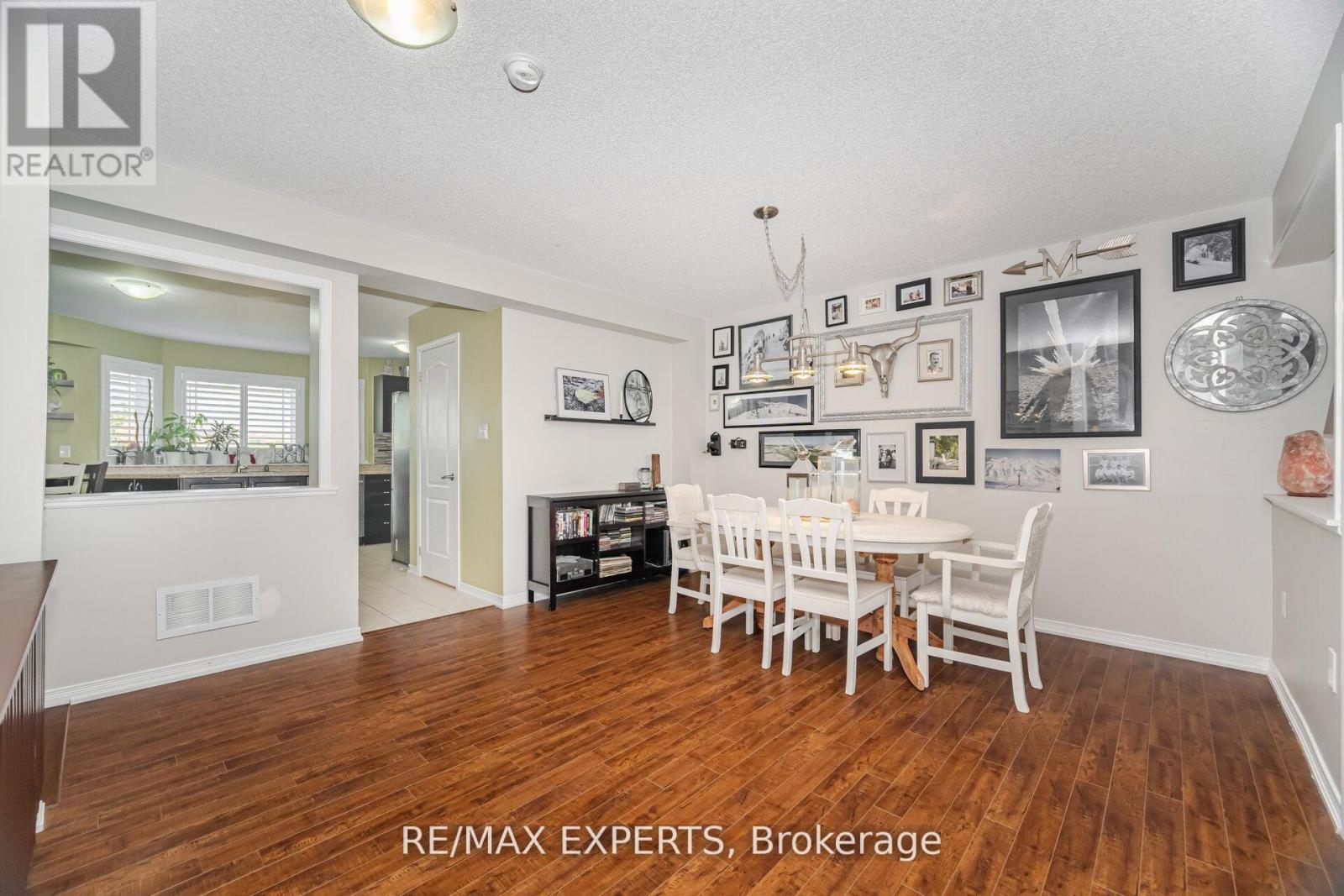 1311 Coleman Crescent, Innisfil, Ontario  L9S 0G5 - Photo 20 - N12449792