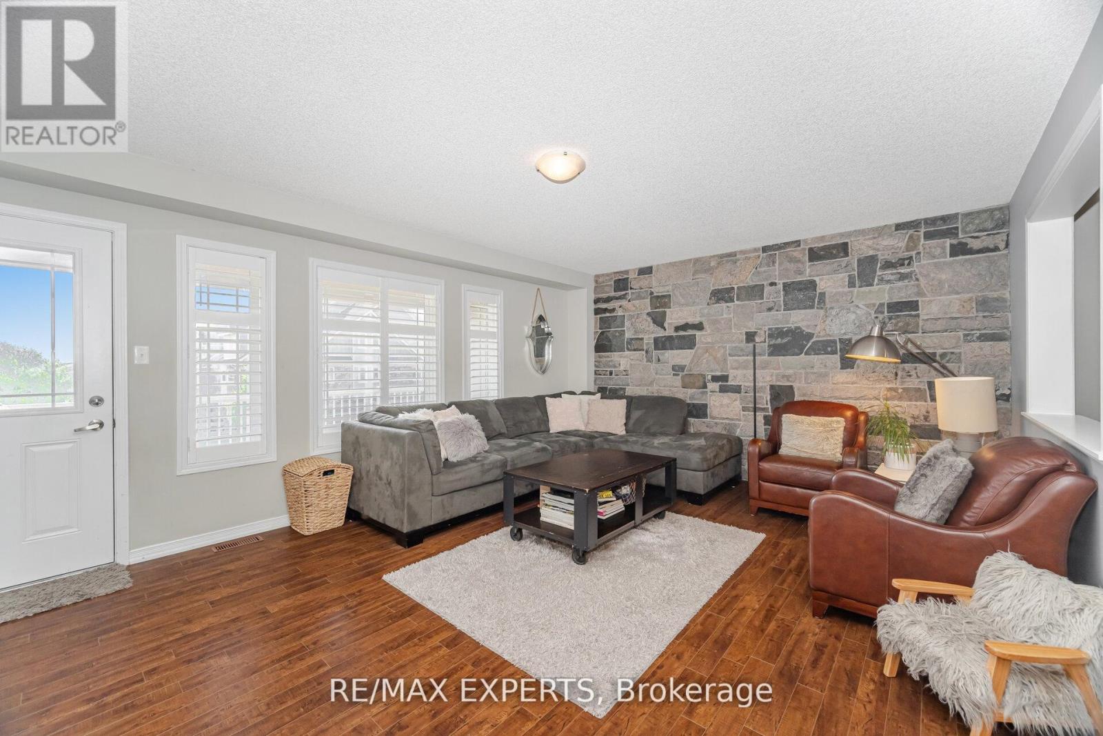 1311 Coleman Crescent, Innisfil, Ontario  L9S 0G5 - Photo 25 - N12449792